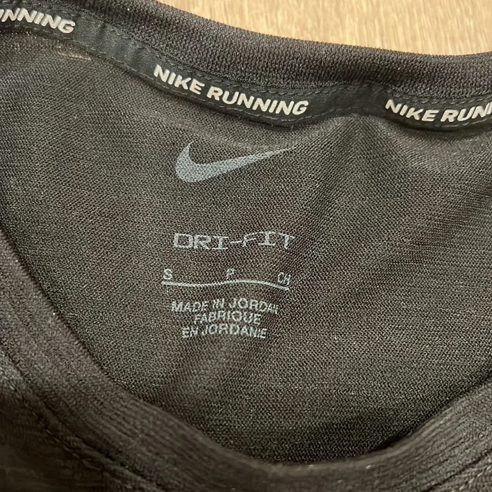 Black Nike Dri-Fit Shirt - Picture 2 of 3